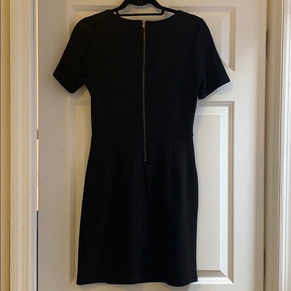 Black dress - Picture 3 of 3